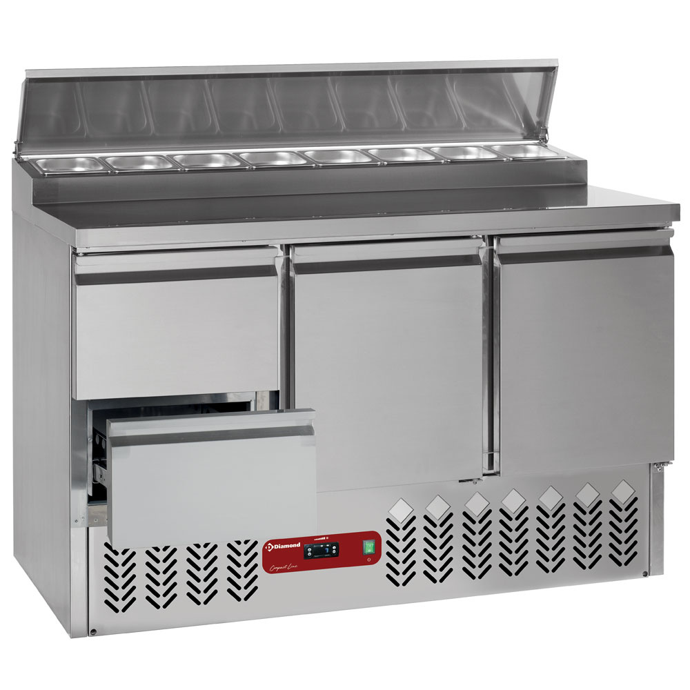 Refrigerating table composed of :