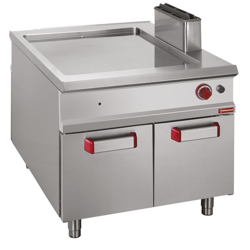[G1/PRA2] Grooved gas fry top, cupboard - PASS-THROUGH